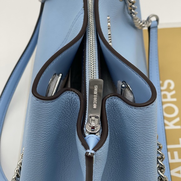 Michael Kors Teagen Bag & Continental Wallet - Picture 13 of 14